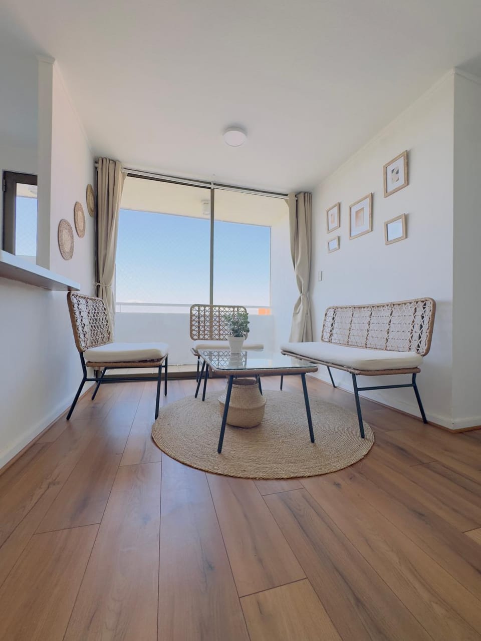 Movistar Arena, V, Estadio Nacional, Fantasilandia, Departamento 3 Dormitorios, Máxima Privacidad, Familias y Grupos, Cocina Full Equipada, Recién Remodelado, Mallas de Seguridad, Parking Arriendo Diario segun disponibilidad, WiFi alta velocidad Apartment in Santiago