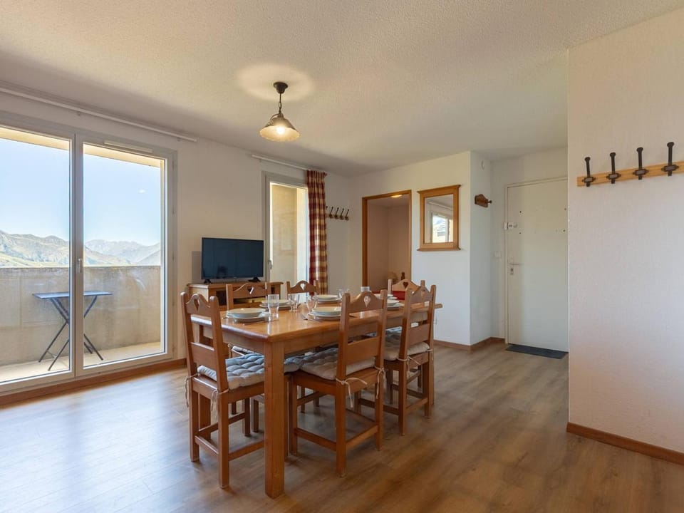 Appartement pour 6 à Peyragudes avec parking et animaux admis - FR-1-695-85 Apartment in Catalonia