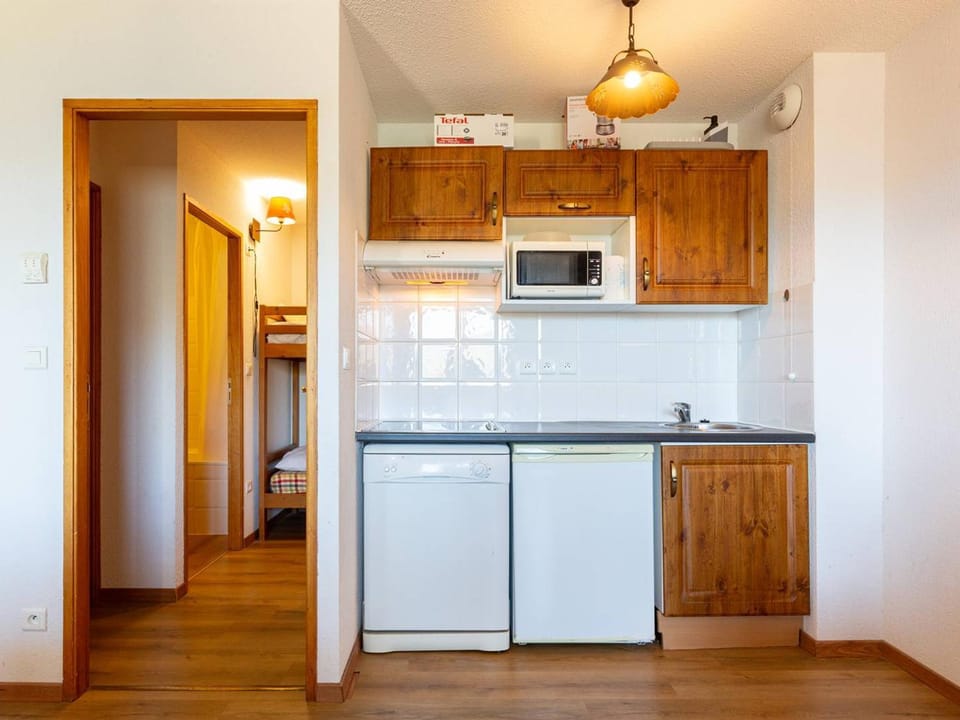 Appartement pour 6 à Peyragudes avec parking et animaux admis - FR-1-695-85 Apartment in Catalonia