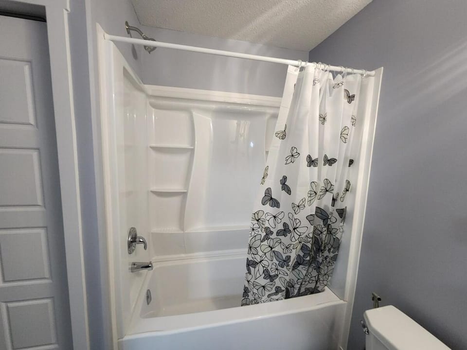 Cozy newly built basement suite Apartment in Regina