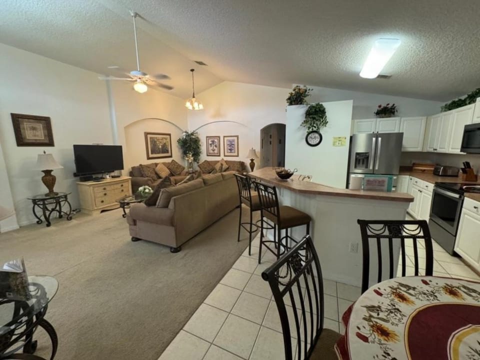 Cumbrian Sunset Villa home House in Kissimmee