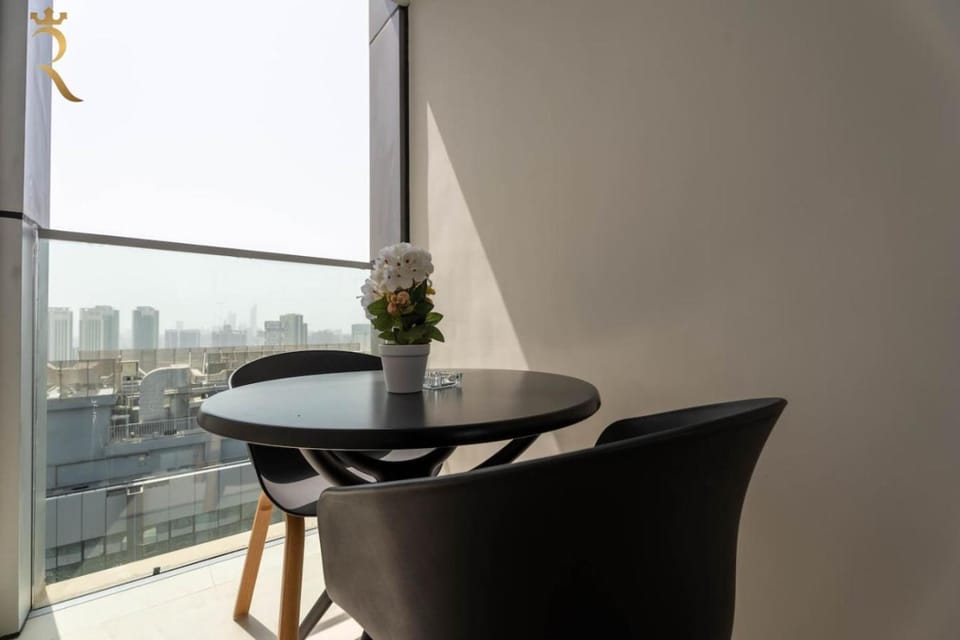2BR Luxe Haven - Chic Al Reem Retreat Apartment in Abu Dhabi