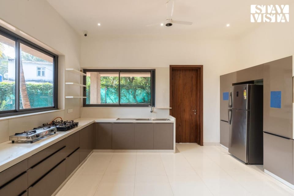StayVista at Villa Lemonade with BBQ & Bonfire Villa in Maharashtra