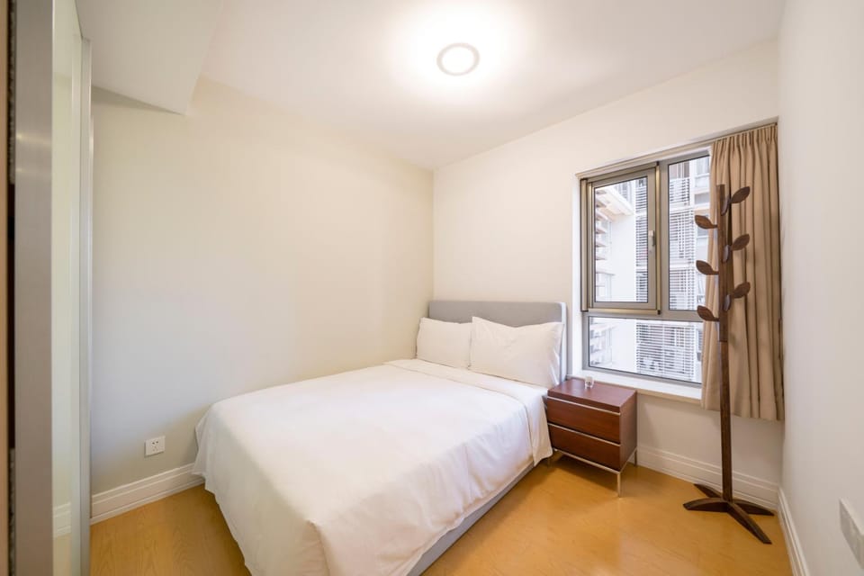 Modern 2BR 1 Living Room Suite Near Xujiahui Metro Apartment in Shanghai