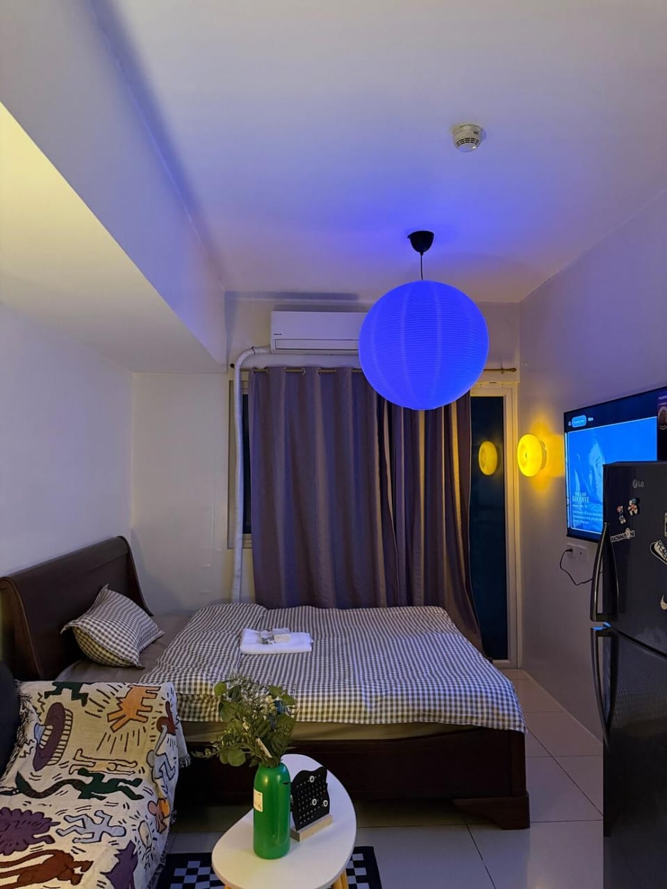 Pocco-breeze-moonlight Apartment in Pasay