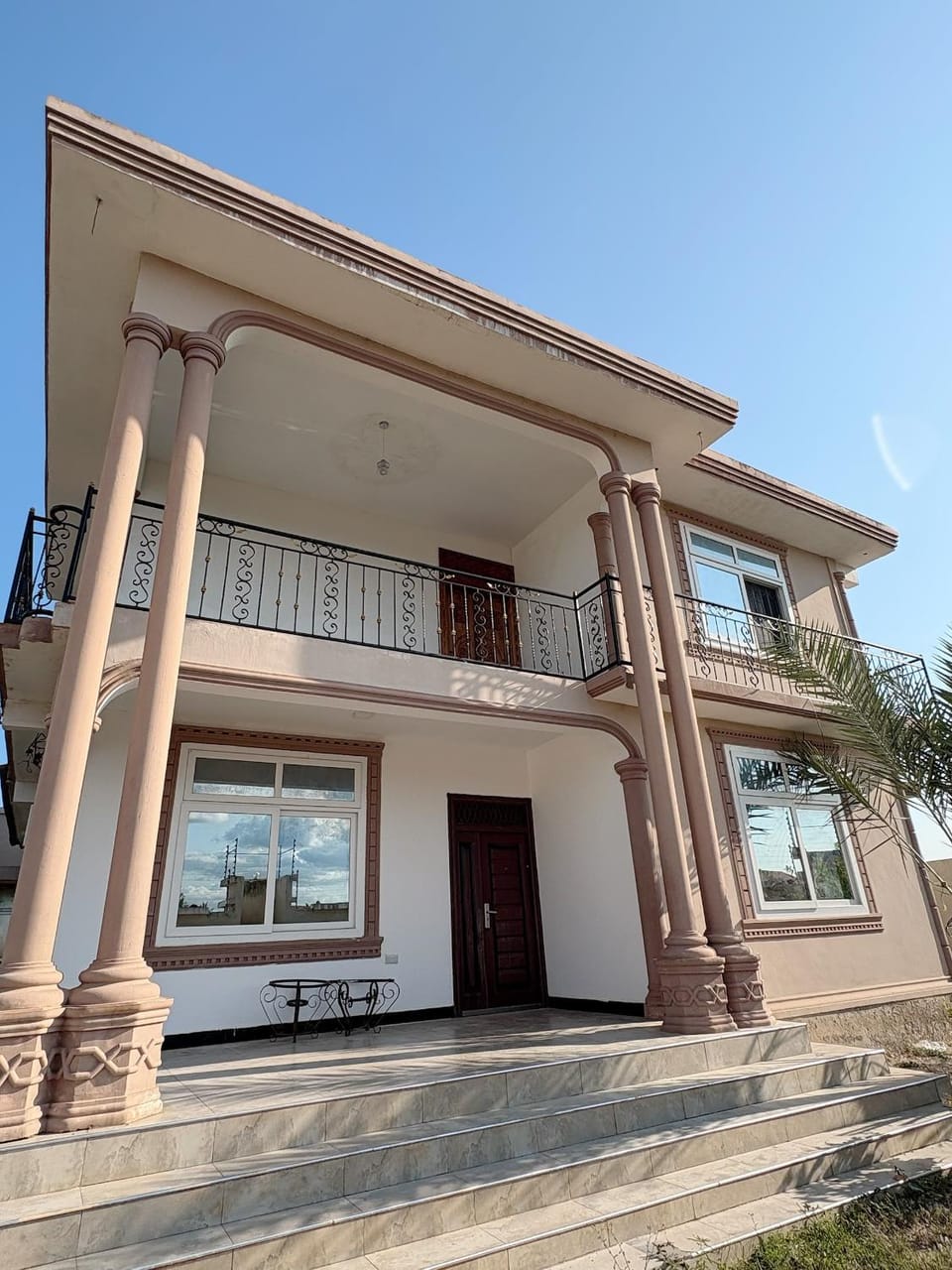 Property building, Facade/entrance, View (from property/room)