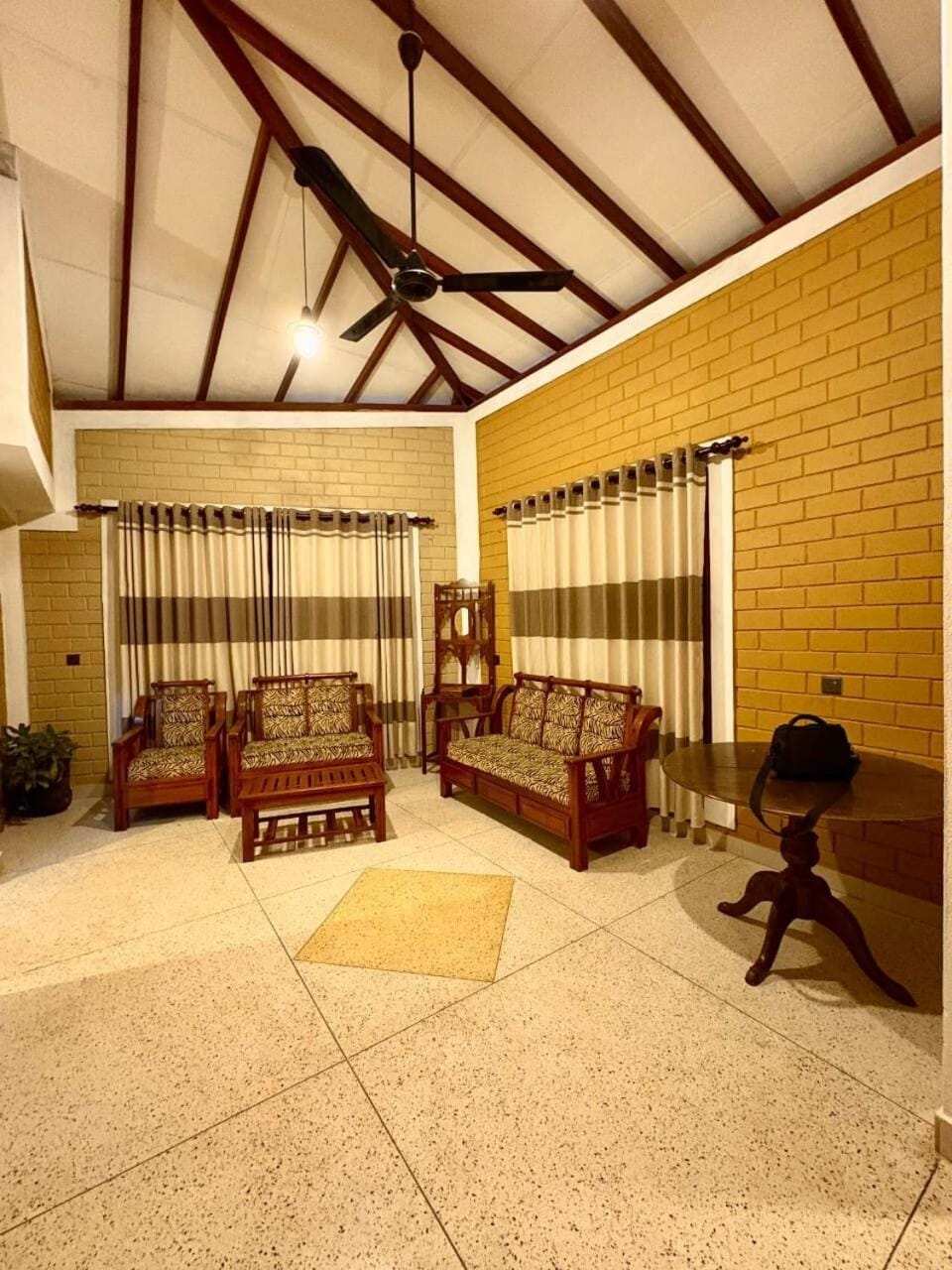 Heaven 55 Budget Friendly Villa Apartment in Galle
