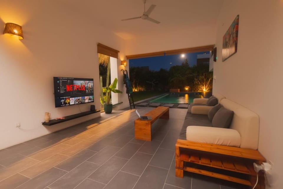 Villa Palawan Gammarth - Your Bali-Inspired Paradise & Tropical Haven Villa in Tunis Governorate, Tunisia