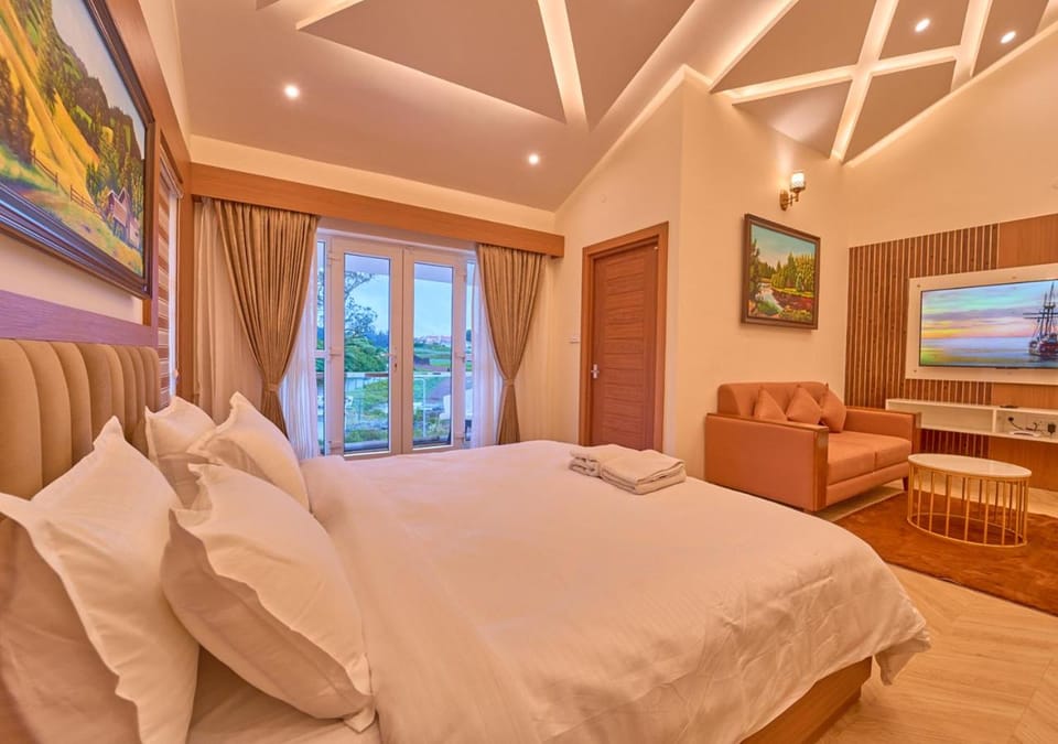 View (from property/room), Balcony/Terrace, Bedroom