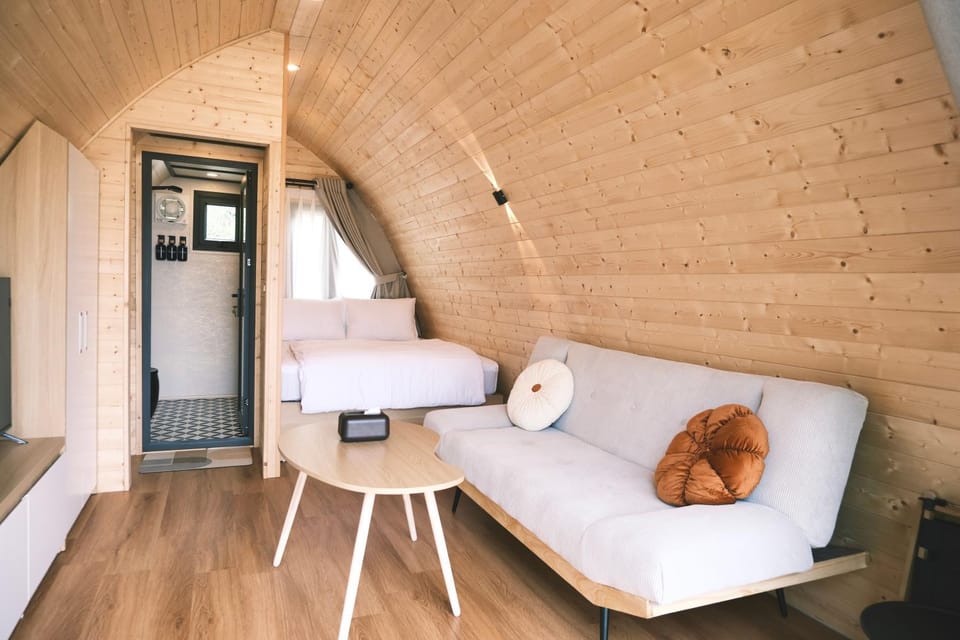 Living room, Bedroom