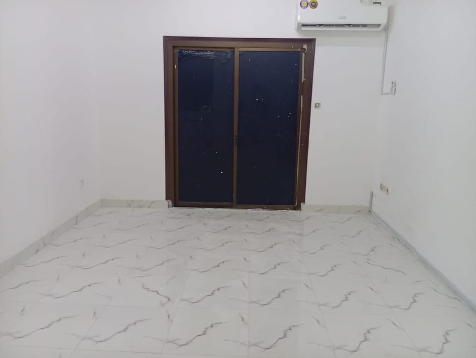 ستوديوهات اول ساكن في الخوير للإيجار الشهري First-resident studios in Al Khuwair for monthly rent Apartment in Muscat