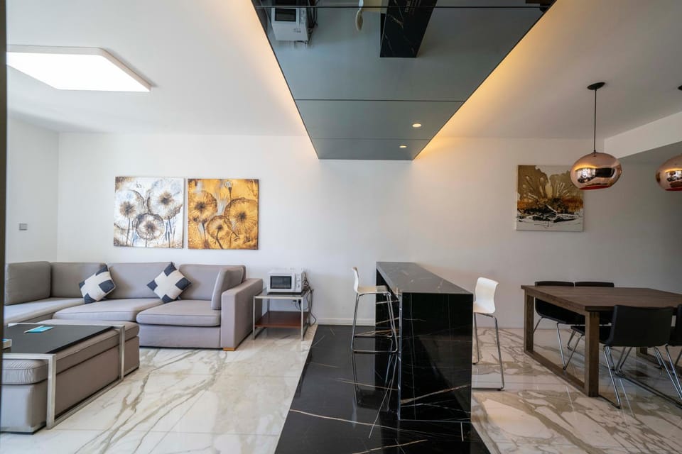 Bright 2BR 1 Living Room Suite Steps from Xujiahui Metro Apartment in Shanghai