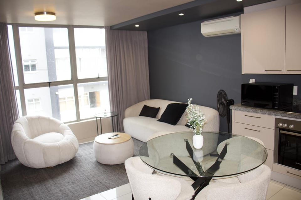 The Luxe Suites Apartment in Cape Town