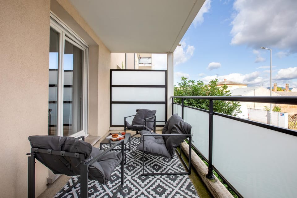Patio, Balcony/Terrace