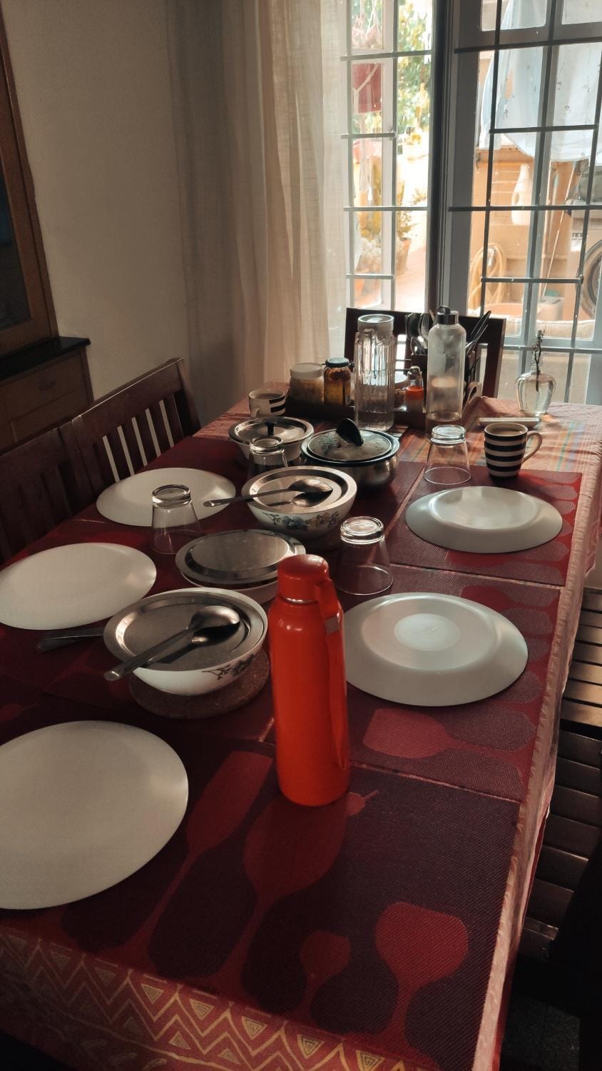 Black Orchid Premium apartment 3Bhk with breakfast and service Apartment in Bengaluru