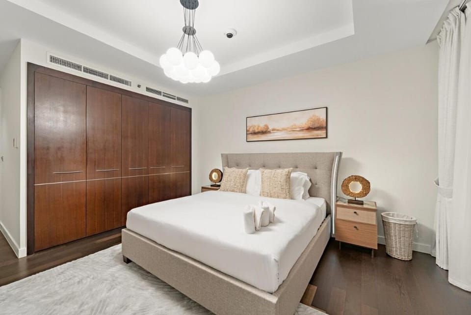 FIRST CLASS 2BR Spacious DIFC Living Apartment in Dubai