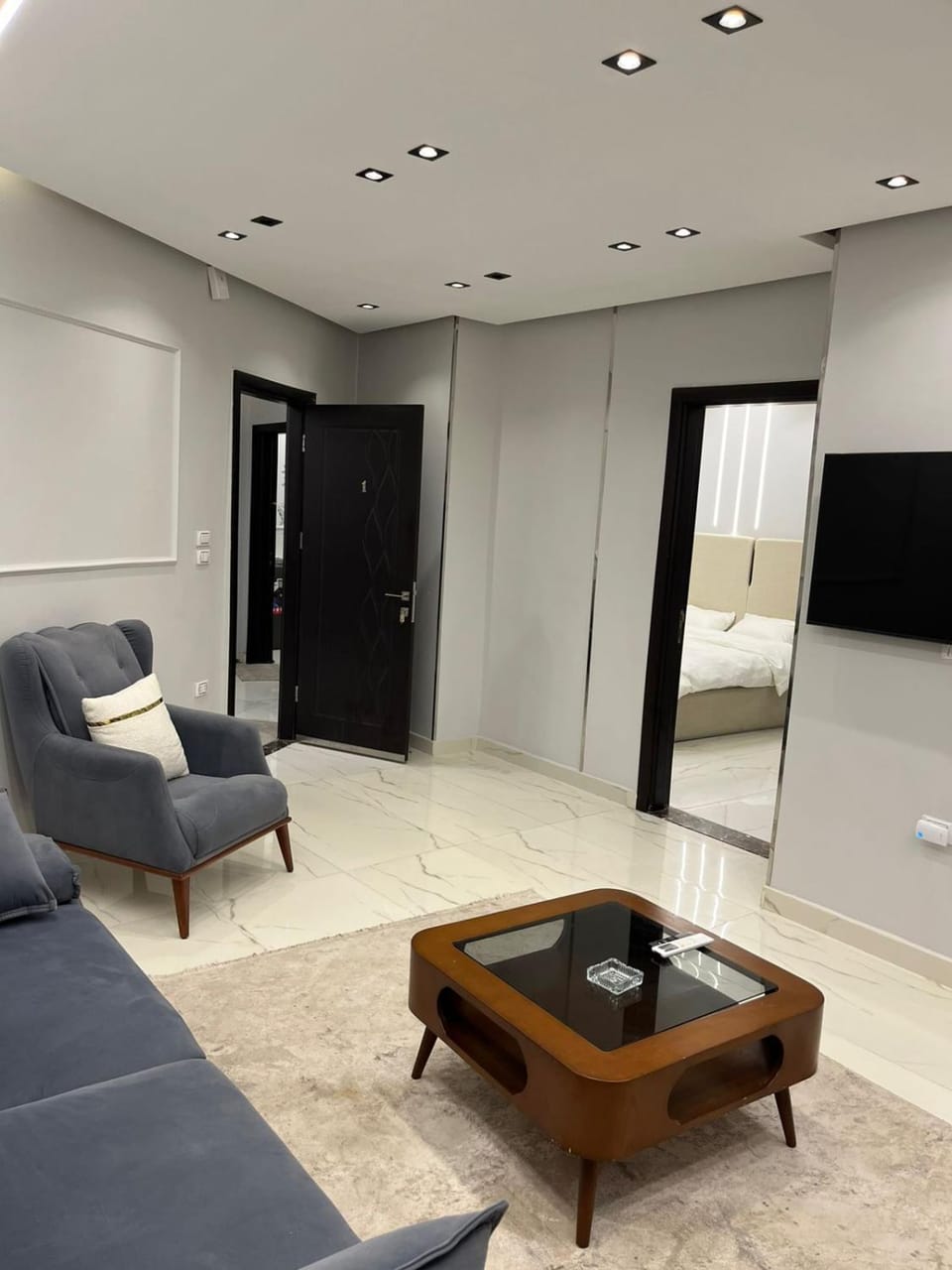 Living room, Photo of the whole room, Seating area