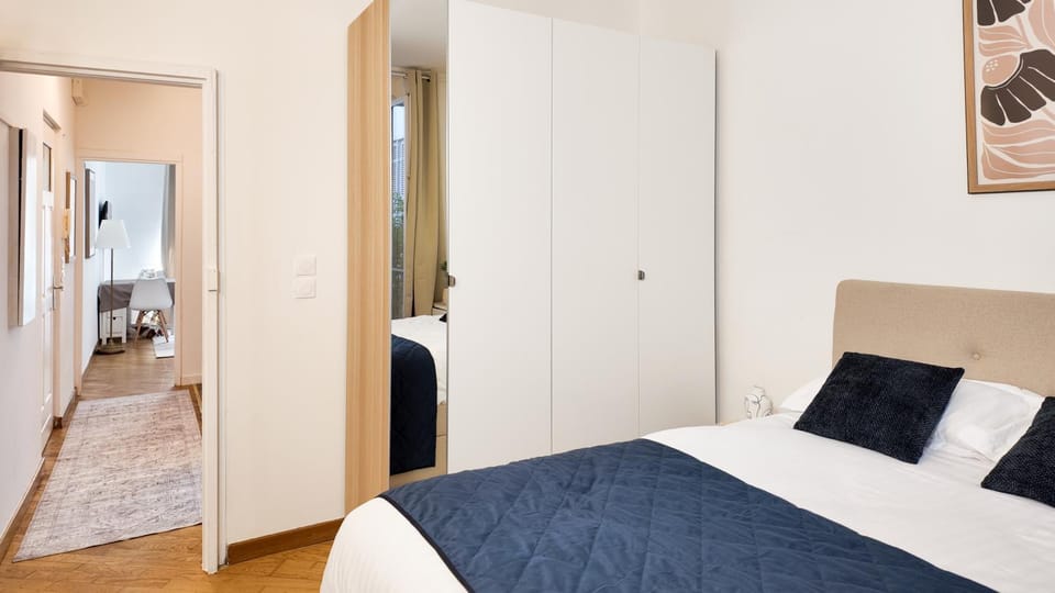 Bed, Bedroom, wardrobe