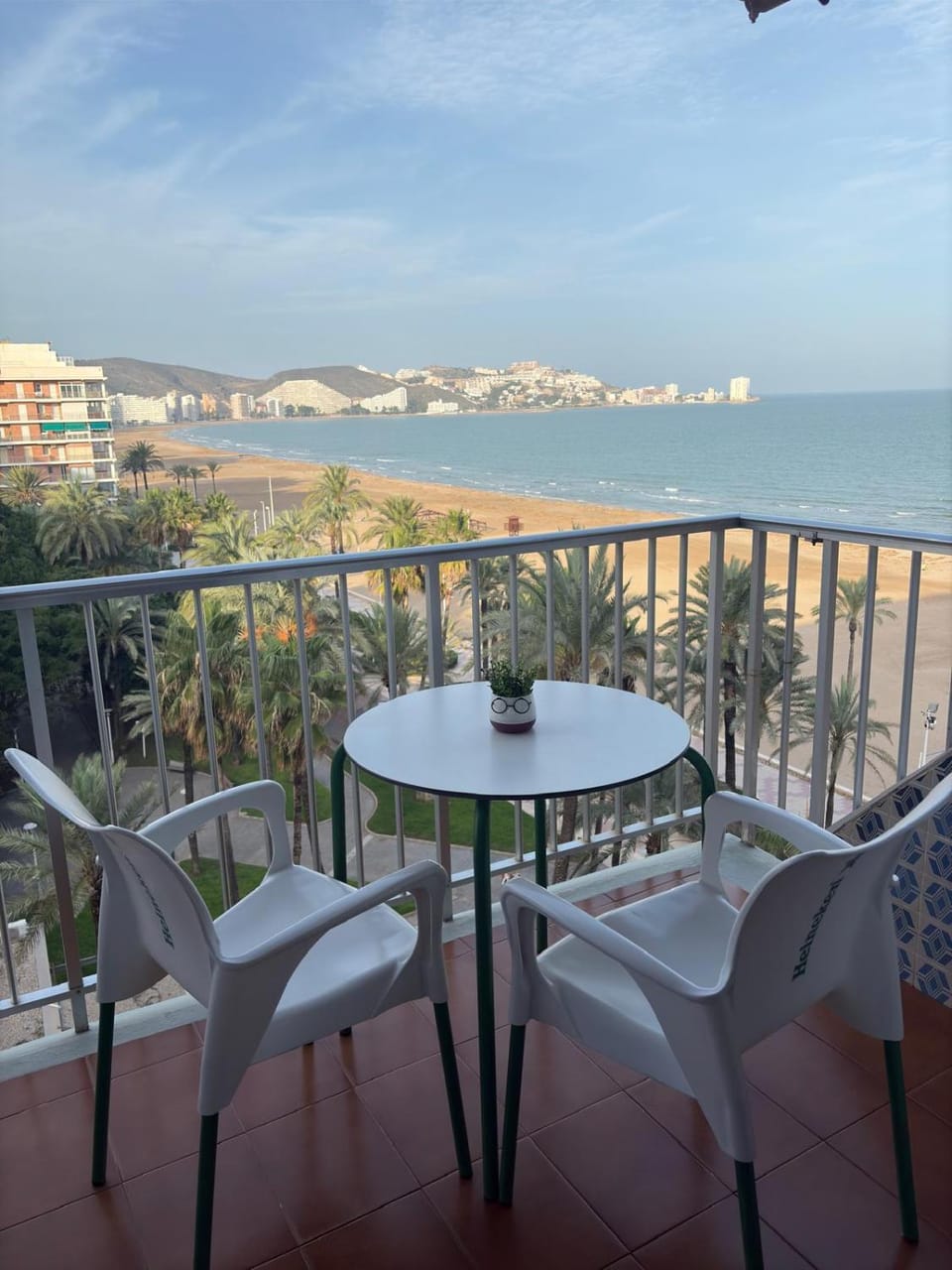 Natural landscape, View (from property/room), Balcony/Terrace, Seating area, Beach