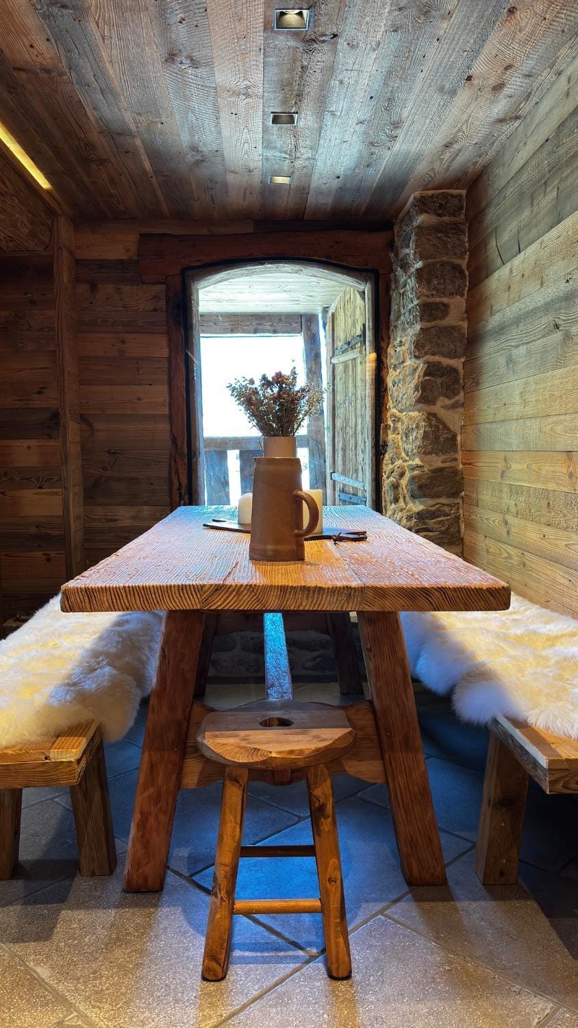 Le Refuge with Panoramic View Apartment in Haute-Savoie