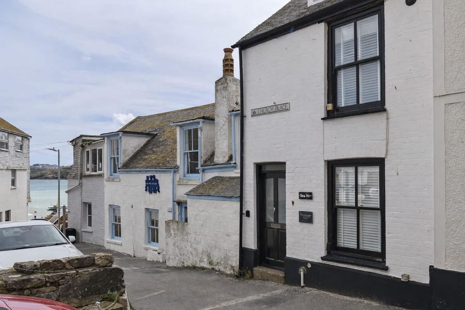 Cosy Fisherman's Cottage Seconds from Waterfront House in Saint Ives