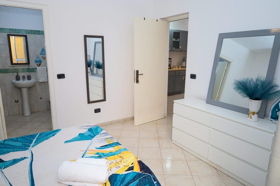 Bathroom, Bedroom