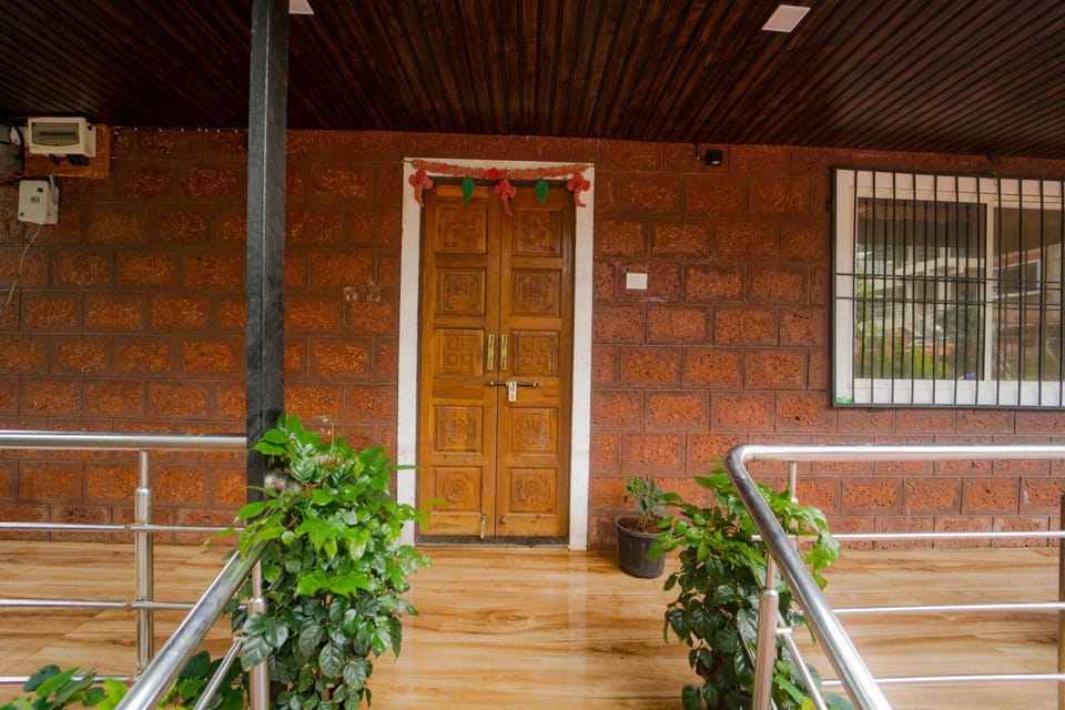 Property building, Facade/entrance, View (from property/room), Pets, VIP
