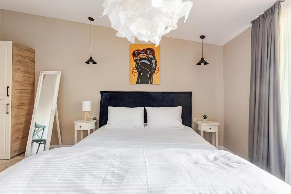Bed, Photo of the whole room, Bedroom, wardrobe