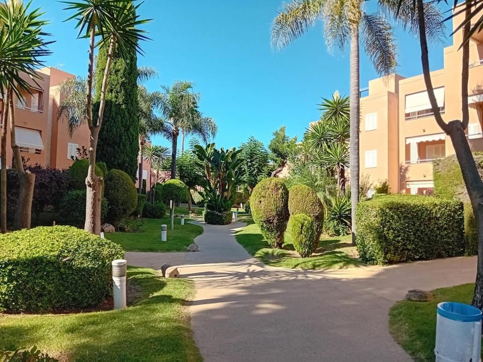 Garden, Garden view