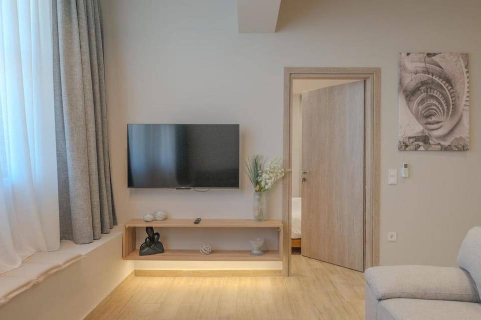 Minimal Style Apartment near Piraeus Port Apartment in Pireas