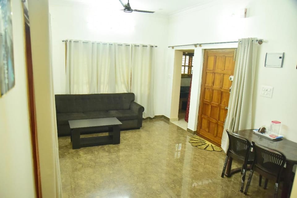 Mysuru Family Home Stay House in Mysuru