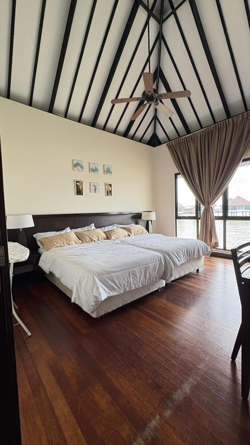 3Bed Room Palm Tree Water Villa 111 Holidays Villa in Selangor, Malaysia