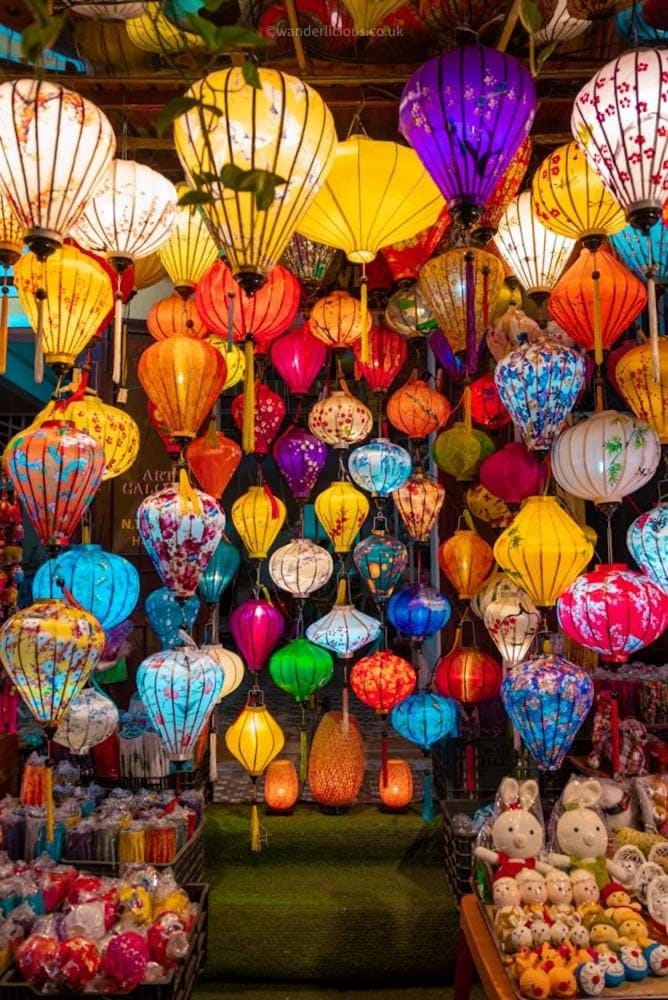 Sáng Experience Hostel Hoi An Old Town Bed and Breakfast in Hoi An
