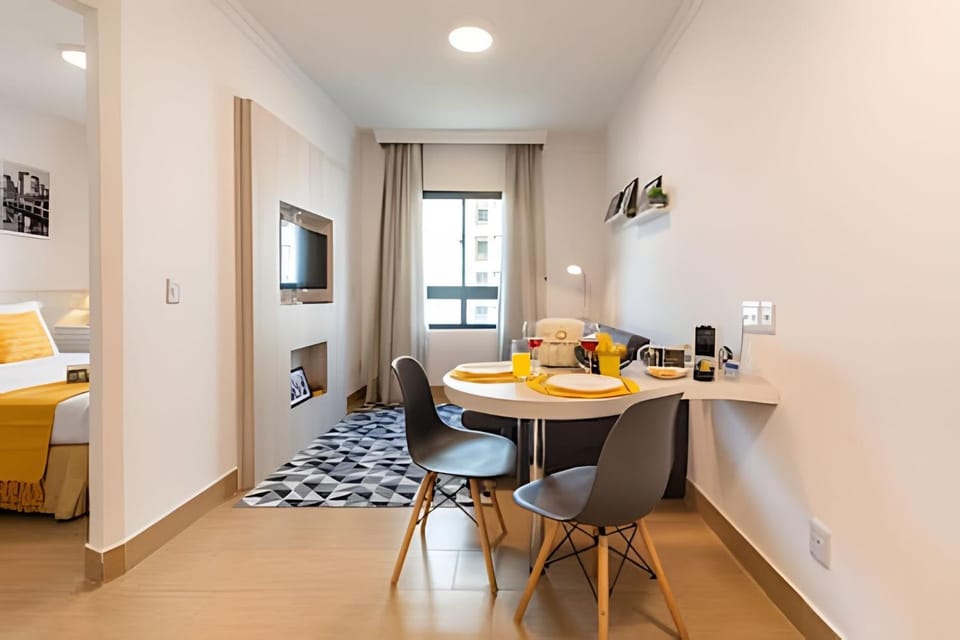 MP/1212-Flat Pinheiros | Próx HC + Vaga Grátis Apartment in Sao Paulo City