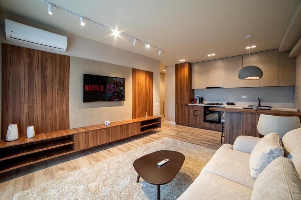 Living room, Communal kitchen
