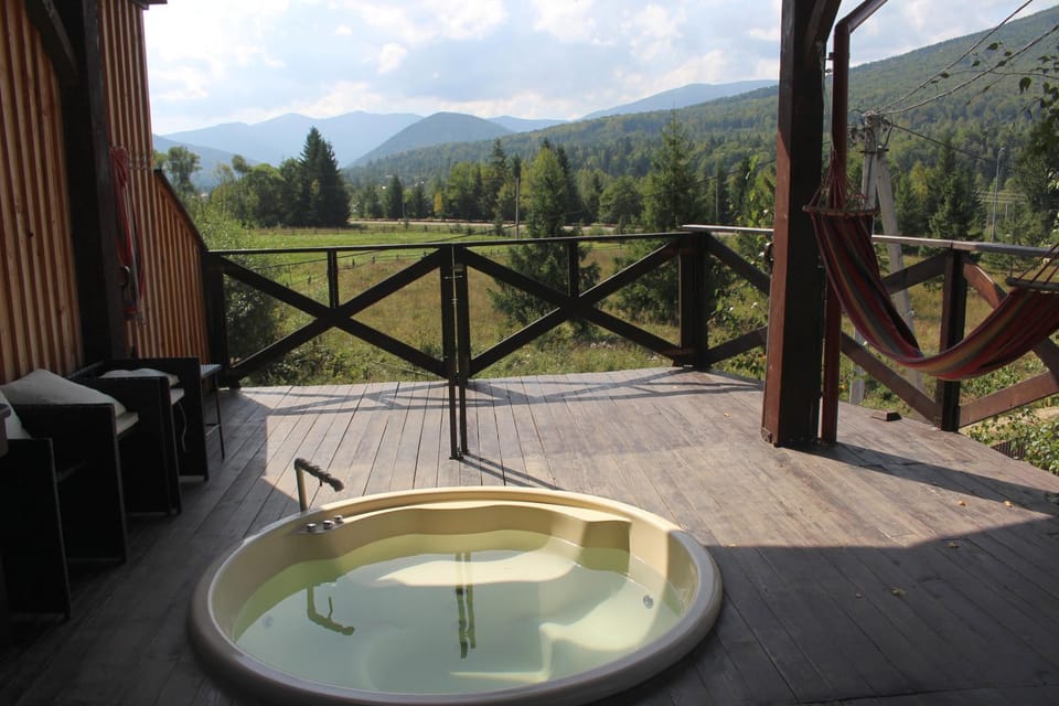 містечко Швейцарське Chalet in Ukraine