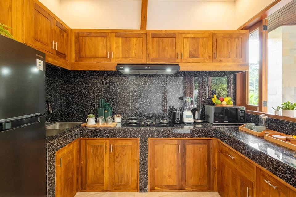 Kitchen or kitchenette, kitchen
