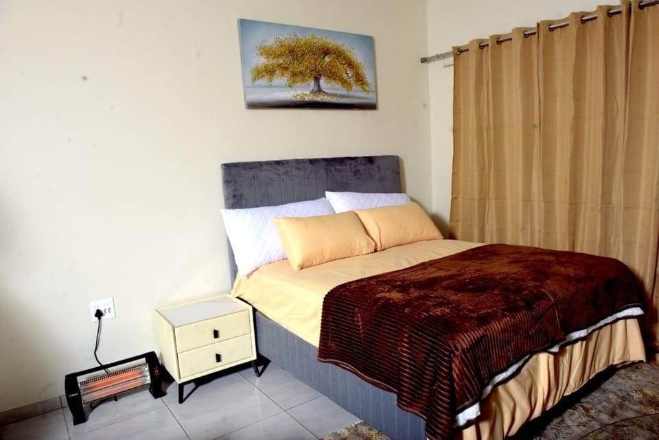 Private Guest suite in Ferndale Bed and Breakfast in Sandton
