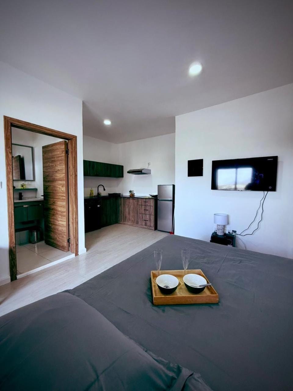 TV and multimedia, Photo of the whole room