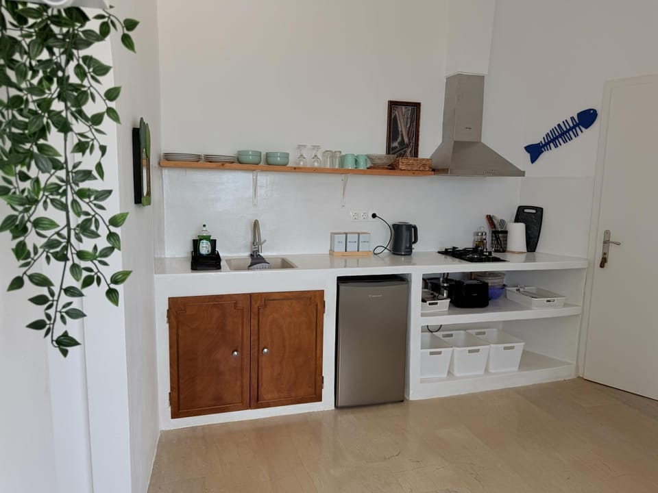 Art & Motion Union - Sunrise Room Apartment in Decentralized Administration of the Aegean