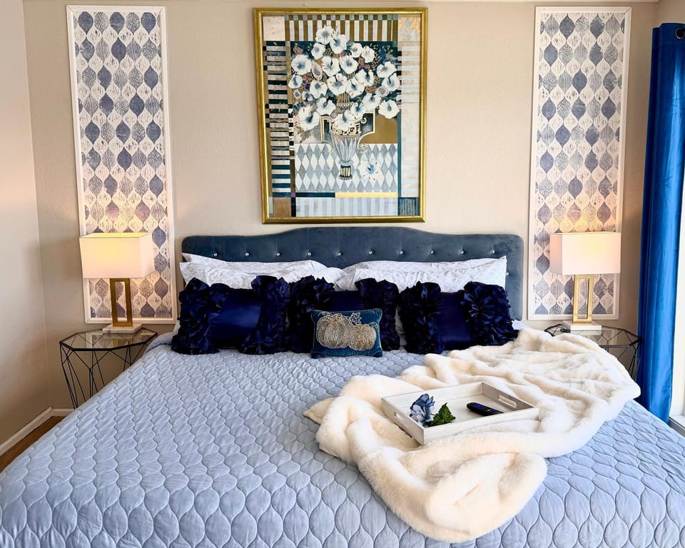 Bed, Photo of the whole room, Bedroom