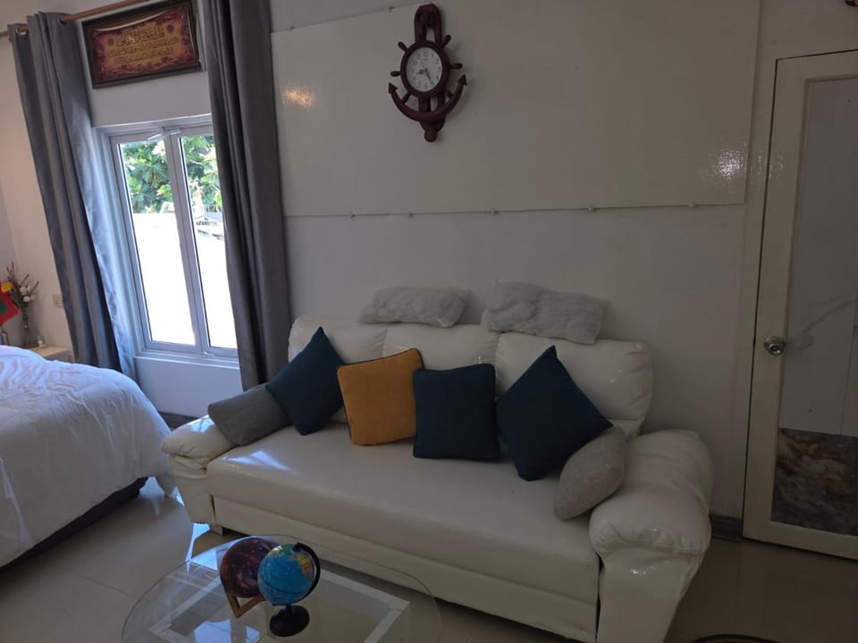 FEHIVILLA RESIDENCE Maldives Bed and Breakfast in Maldives