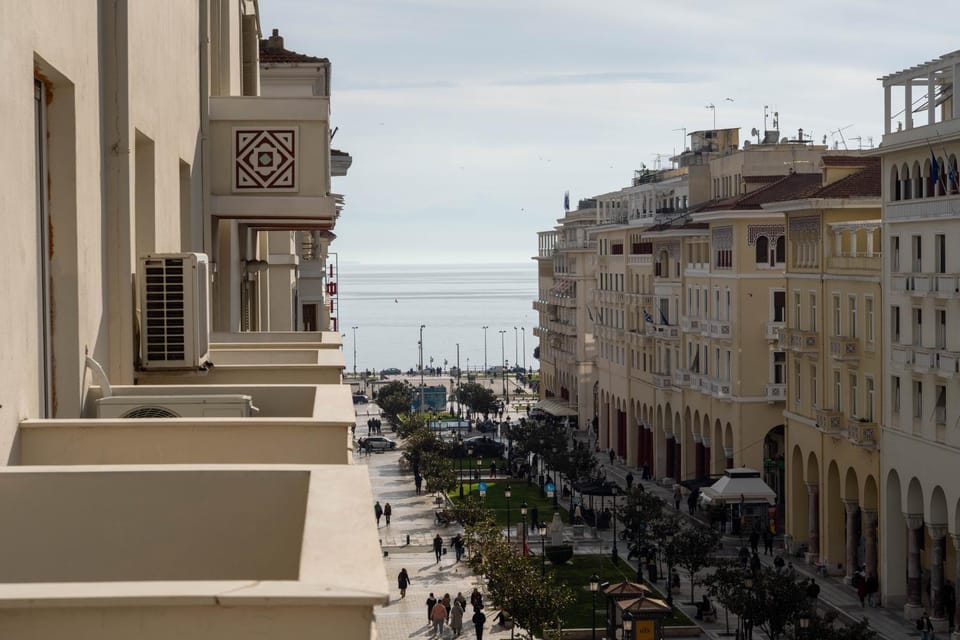 Property building, City view, Sea view, Street view, Location