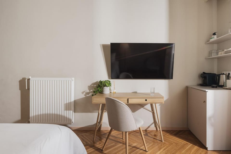 TV and multimedia, minibar