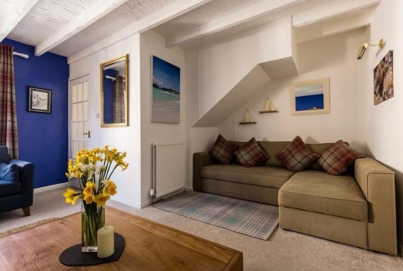 Hope Cottage by the sea House in Scotland