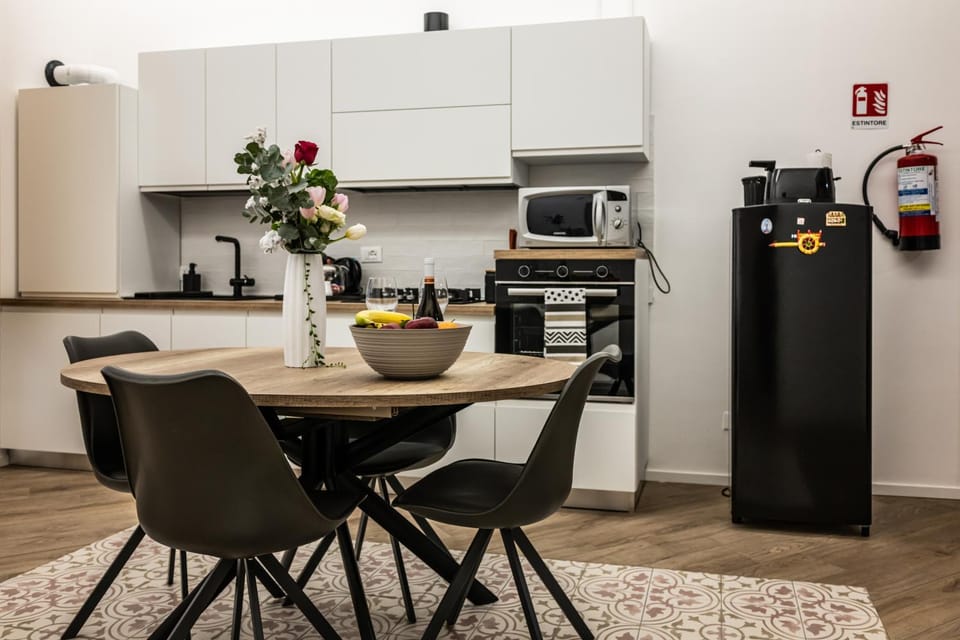 Kitchen or kitchenette, Living room, kitchen