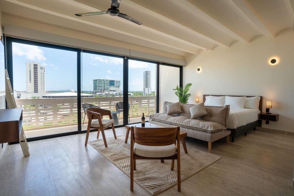 Remote Work Ready Studio with Coworking and Views Apartment in Cancun