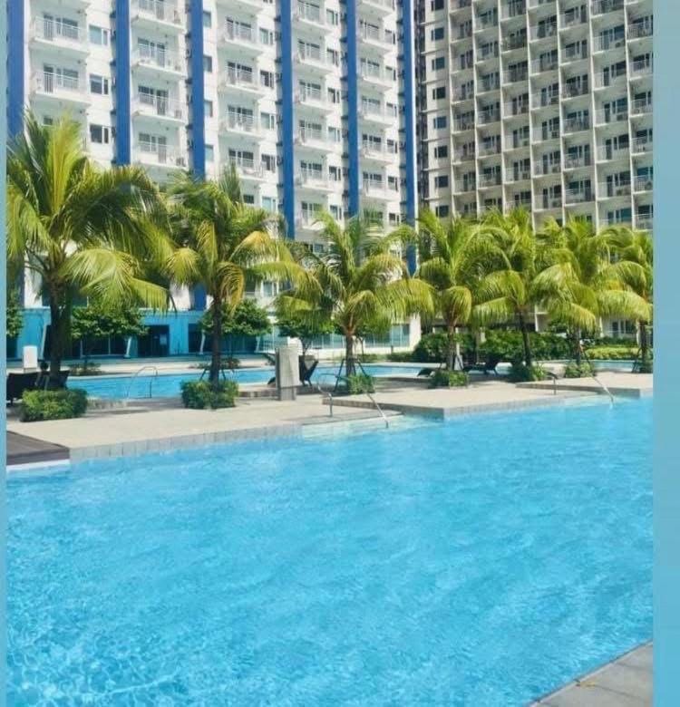 Your Urban Oasis in the Heart of Makati Apartment in Makati