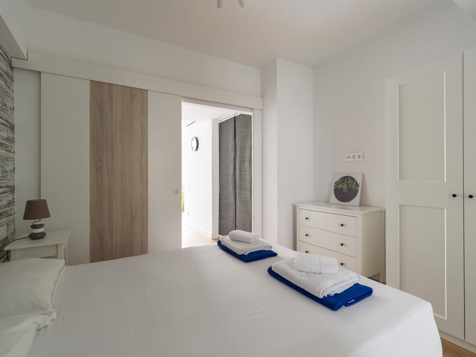 Ferreras Suites Las Canteras Apartment in Las Palmas de Gran Canaria