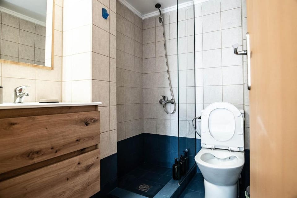 VPG Minimal Studio Apartment in Thessaloniki